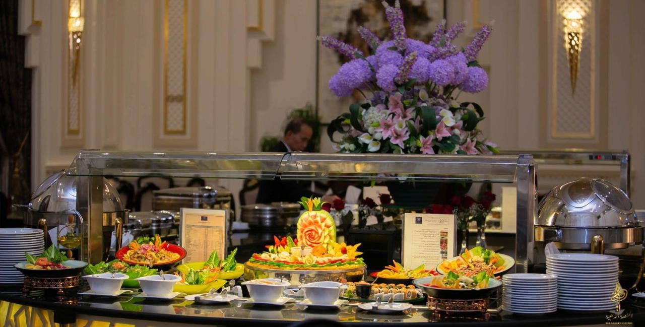 Casablanca Grand Hotel Cidde Dış mekan fotoğraf A buffet at a hotel